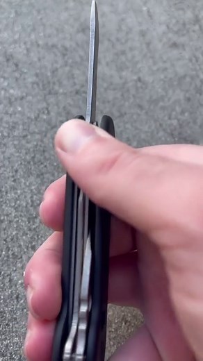 2.6K views · 25 reactions | Stackable, Snappable - The Cam Lock system for KeyBar and KeyBar JR uses torsion bars with stainless steel studs that jump over cams machined on the tool inserts giving a satisfying SNAP when opened and closed with just the right amount of resistance. #keybar #keybarjr #titaniumtools #multitool #toolsofthetrade #edc #edcgear #camlock #bottleopener #screwdriver #canopener #boxcutter | KeyBar | Facebook