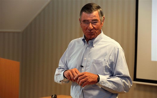 【社科前沿理论课程】管理学传奇人物Andrew Van de Ven教你如何构建理论（Generating Theory by Abduction）英文字幕