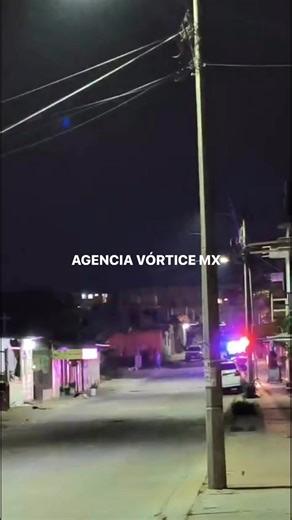 91K views · 456 reactions | #Breves||Luego de ser agredida una dama a t!ros por unos sujetos a bordo de una motocicleta, fue llevada de urgencia a un nosocomio en #Tuxtla. Las autoridades policiales se constituyeron en la escena a tomar nota para luego retirarse. Esto en Ciudad Maya de #Berriozábal #Chiapas. | Vórtice_MX | Facebook