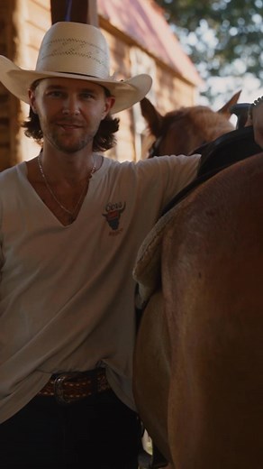 more hearts than horses is in the wild. been waiting to let this one out! New album ‘In Defense Of Drinking’ february 13th🫡💨 | Tyler Halverson