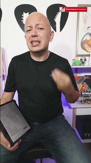 Aprende escalas y acordes con la hoja Random