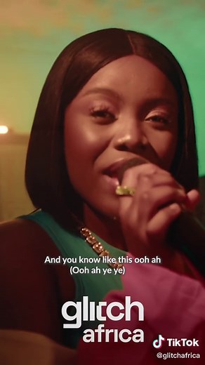 Gyakie Performs Acoustic Version of 'Something' on Glitchafrica