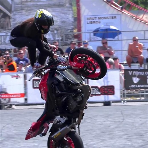 USA Motorcycle Stunts 🇺🇸 Insane Skills Outstanding jumping stunt skill.