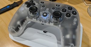 This official clear Stadia Controller is the coolest thing you can't have
