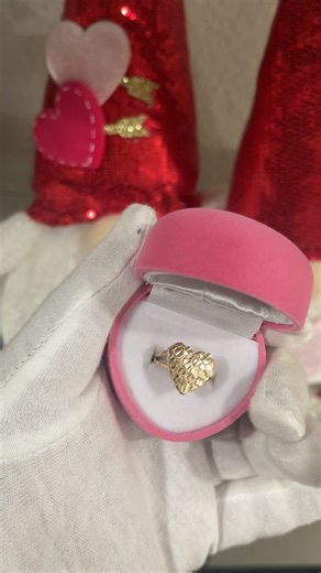 Handmade Joyeria Agressh in Houston: 10K Gold Jewelry