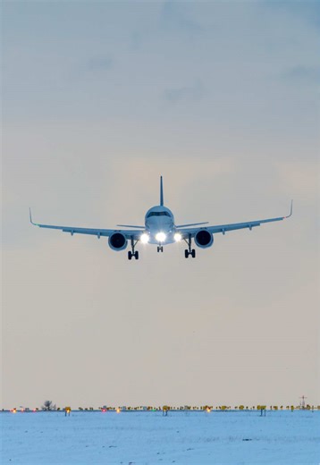 Wizz Air A321's Unique Landing Experience