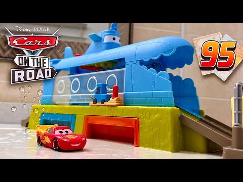 Cars On The Road Whale Car Wash Playset & Color Changer Lightning McQueen: Unboxing & Review