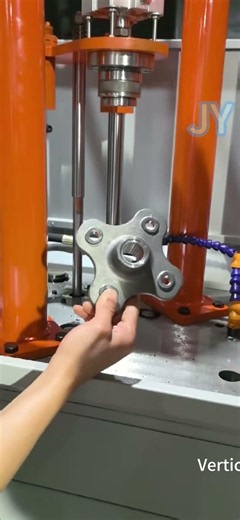 The Process of Machining Internal Splines on Vertical Broaching Machine / Splines for Couplings
