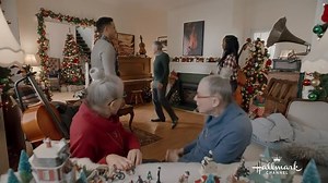 Christmas.in.Evergreen.Bells.Are.Ringing.2020