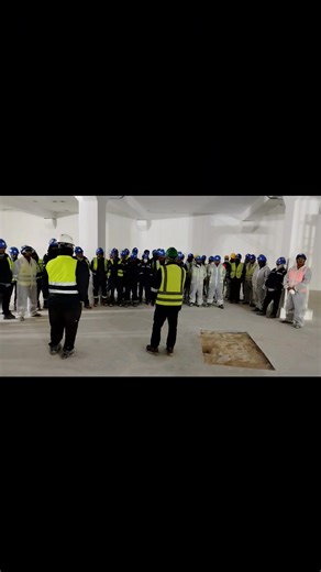 Toolbox Talk: Mobile Scaffolding – Working at Height🙏 Working at height is hazardous, and falls from mobile scaffolding can cause serious injuries or death. Mobile scaffolds must be properly erected and inspected before use. Always place the scaffold on firm, level ground and lock all wheels before climbing. Never move the scaffold while someone is on it. Use the proper access ladder—do not climb the frame. Make sure guardrails and toe boards are installed. Do not overload the scaffold; keep to