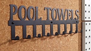 Pool Towels Hook Metal Towel Hanger Outdoor Hot Tub Towel Rack Wall Mount 9 Hook Holder for Bath Towel Robe Swimsuit Coat Beach Towel Bag Keys