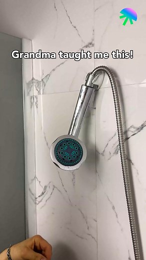 3.8K views | Shower head cleaning hack #lifehacks #lifehack #diy #diyfix #quickfix #quicksolution | The Daily Dose | Facebook