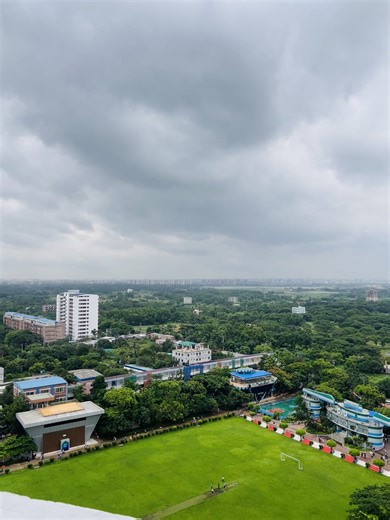 Daffodil International University: A Scenic Overview