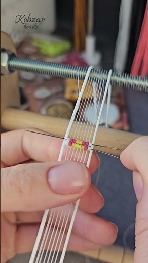 Beadwork for Beginners: One Loom Row That Looks Absolutely Perfect
