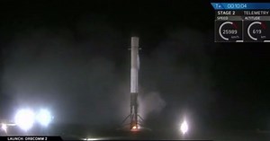 SpaceX nails historic first space rocket landing