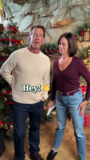 Christmas Sing-a-long with Catherine Bell and James Denton
