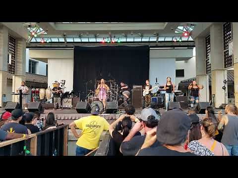 Roots girl - Eli Mac and Paula Fuga / live in Hawaii