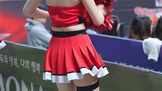 一口气看完 35 个神级片段！李珠珢｜金有琳｜金正媛｜金道娥…应援魅力爆击合集