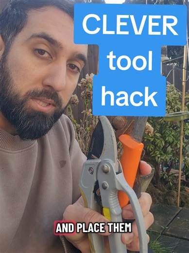 A clever hack for your rusty tools/gardening tools. don't throw them away because they've rusted over, instead use the tip I've suggested in this video. leave the tools in a jug of white vinegar for 24 hours and wipe off the rust with a wet paper towel. the rust should come straight off. #diy #gardening101 #gardenhacks #toolcare #gardentok