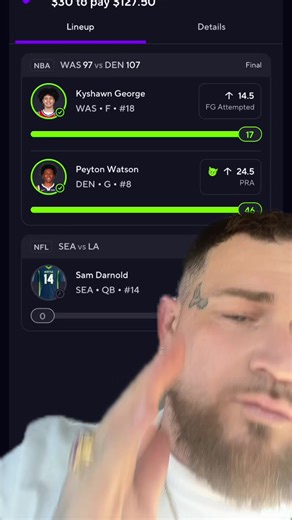 #greenscreen that’s a lock if I ever seen one