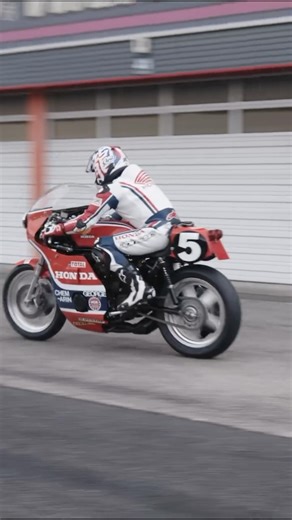 The RCB1000 demonstration running went smoothly and the crowd really enjoyed it! Here are behind the scenes from the pre-event rehearsal🏍️💨 #Honda #RCB1000 | HRC - Honda Racing Corporation