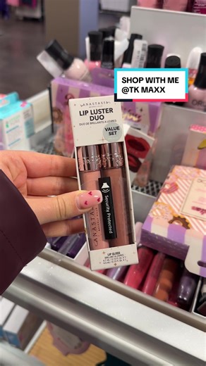 Descubre Maquillaje de Alta Gama en TK Maxx