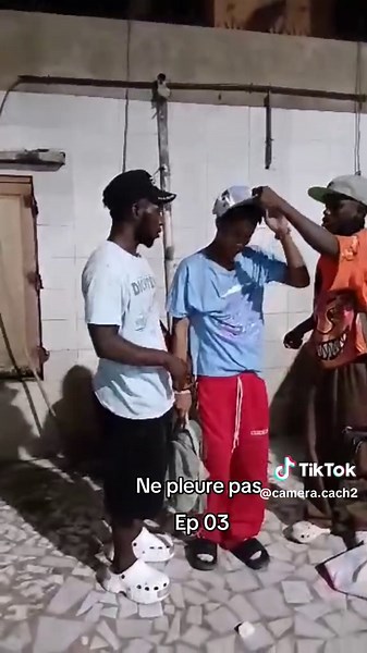 #tik_tok #videoviral #cameracachée #videoviral #pourtoii