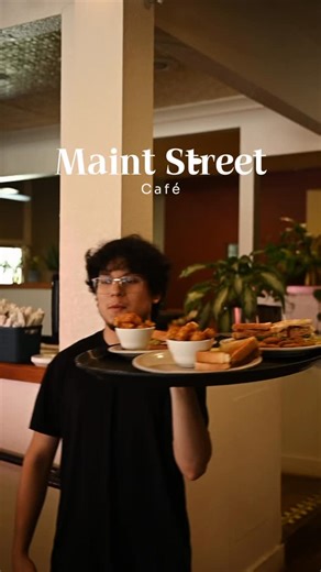 Serving up smiles (and your favorite comfort food) every day at Main Street Café 🥚🧈🥓🥩 | Main Street Cafe