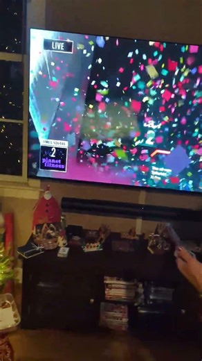 HAPPY NEW YEAR!! goodbye 2015, hello 2016!!! #newyear #nye #shorts #foryou #funny