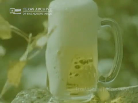 🍺✨ Nothing says Texas nostalgia like a Lone Star on a sunny day! This 1960s television commercial, produced by Dallas-based Bill Stokes Associates, features a cheerful couple enjoying Lone Star Beer over a picnic. A perfect slice of mid-century advertising — when “the National Beer of Texas” was served with a smile. From the Don Stokes Associates Collection at the Texas Archive of the Moving Image. #TexasHistory #LoneStarBeer #VintageAds #1960sTV #TexasArchive | Texas Archive of the Moving Imag