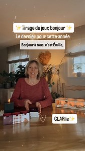 ✨ TIRAGE DU JOUR, BONJOUR ✨ LE DERNIER Dernier tirage de l’année 2025… et quel chemin parcouru 🌿 Merci. Merci du fond du cœur pour votre fidélité, votre présence, vos retours, vos partages, chaque lundi de cette année. Ces rendez-vous ont été de véritables moments de partages.✨ 🌙 Message pour ce dernier mois de décembre : Autorisez-vous à entendre ce qui vous appelle pour votre évolution. Ce que vous ressentez, ce qui murmure à l’intérieur, ce qui insiste doucement… Tout est déjà là. Il ne res