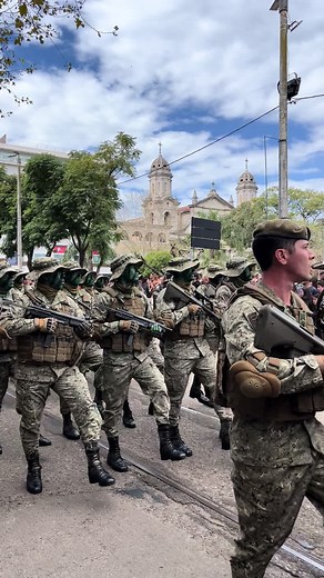 Desfile Cívico-Militar Salto-Uruguay