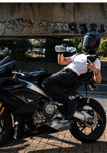 Biker en blanc : pourquoi on m’a dit que le blanc était une mauvaise idée
