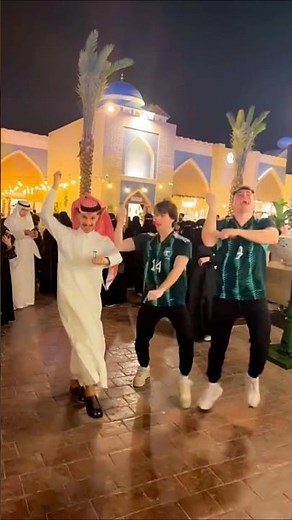 🔥Epic Saudi Dance in Riyadh Vibes!🇸🇦💃| Must Watch! #saudidance