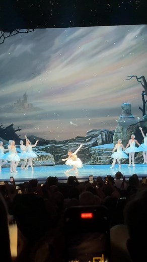 Gillian Murphy's Final Bow in Swan Lake Performance