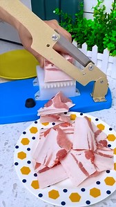 🥳An excellent manual meat cutting machine❗️❗️👉 This manual meat slicing machine is best for frozen meat, pet food, poultry, fish, small ribs❗️🥔🍠 ✨✨Use code：LOVEDHGATE（Spend $2 & Save $1）：https://bit.ly/3lQsdx3 ⚡$29.74 for free shipping🚗 🛒cutting machine: https://bit.ly/3ZlMhG3 #cutting #machine #gadget #kitchen #kitchengadgets #fyp | Gadgets