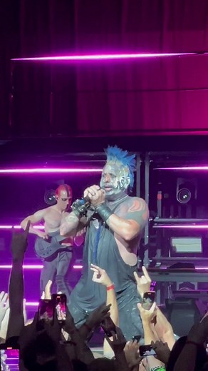 Mudvayne - Not Falling Freaks on Parade Tour 7/26/22 Tampa, FL Chad slips and falls while getting close to sing with the criwd. #mudvayne #chadgray #metal #heavymetal #rocknroll #rockandroll #concert #livemusic #music #rockmusic #metalmusic #heavymetalmusic