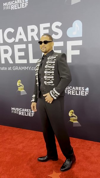 Will Smith arrives to the 2025 Grammys all smiles