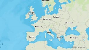 Map zoom videos on countries and cities