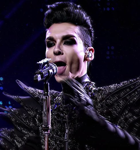Bill Kaulitz Edit: The 'Cannibal' 2000s Tokio Hotel Vibe