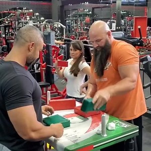 77K views · 80 reactions | This is the first time I ever lose hand wrestling on my left hand ... but I would be very happy to let the world champ @monstermichaeltodd making me lose . Such a hamble strong man. | Google퐀퐈 | Facebook