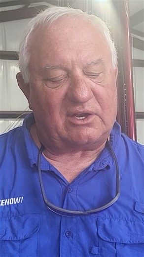 1.7K views | Get a Firefly Outdoor&Marine LLC for Christmas, but not sure how to adjust the length? Here, I show you exactly how you can maximize your Firefly to its full potential by getting it to its full length! Save this post so you know how to set up your light! https://ddoutdoor.com/fire-fly/ #FireflyLights #FireflyMarine #CrappieDan #CrappieMates | Crappie Dan | Facebook