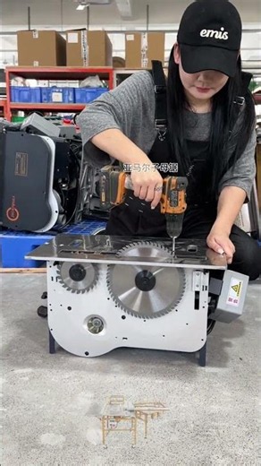 Next-Level Wood Cutting with One-Touch Control