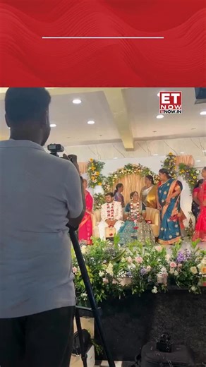 A viral video from a South Indian wedding shows a photographer using QR code stands so guests can instantly download high-quality photos from a shared cloud album, replacing the old manual request process. VC- Lakshay Mehta/X [Viral, wedding, tech, photography] #ETTrendingNow | ET NOW