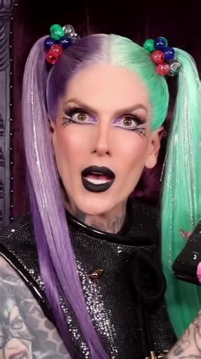 Gothic Diamonds: The Most Intense Highlighter Reveal