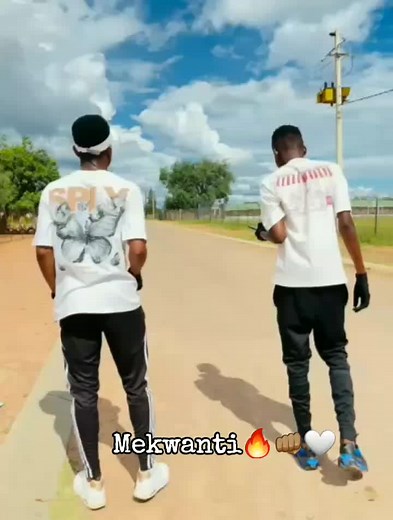 Lekompo Balcony Mix with Cee-k and Ashley Worldwide