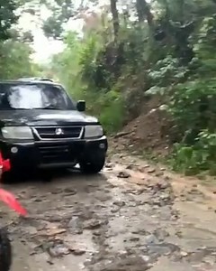 10M views · 40K reactions | FOI TENTAR ATRAVESSAR O RIO COM O CARRO OLHA SÓ O QUE ACONTECEU  | Portal DM | Facebook