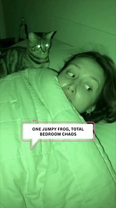 Night vision chaos: Cat delivers the wildest wake-up call 🐾😱 | Mommy Needs Vodka