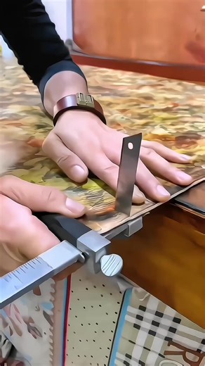 Mastering Utility Knife Techniques for Effortless Cutting