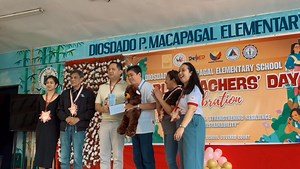 Lubos ang pasasalamat sa Diosdado P. Macapagal Elementary at Dr. Josefa Jara Martinez High School sa imbitasyon sa Teachers' Day celebration. Isang pribilehiyo ang makasama sa selebrasyon ng mga huwarang tagapagmulat ng isipan at tagahubog ng kinabukasan. Sa bawat guro, salamat sa walang sawang pag-aaruga at pagtuturo. Kayo ang tunay na bayani! #InspirasyonNgBayan #DiosdadoMacapagalES #JosefaJaraMartinezHS #GurongPilipino #TagapagturoNgKinabukasan #PusoNgEdukasyon #SaludoSaGuro | Congressman Bon